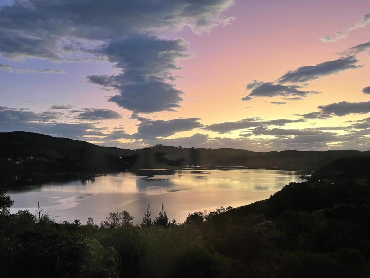 Moonriver Cottage, Prime Lagoon Views & Solar Power Knysna Exterior photo